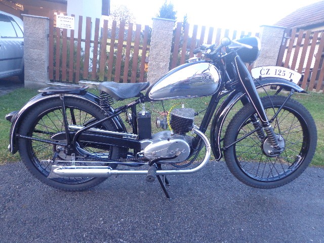 ČZ 125 T — foto 3