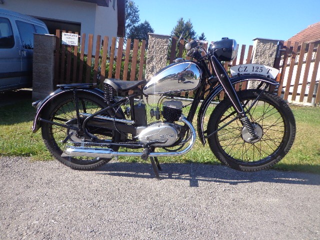 ČZ 125 T — foto 4