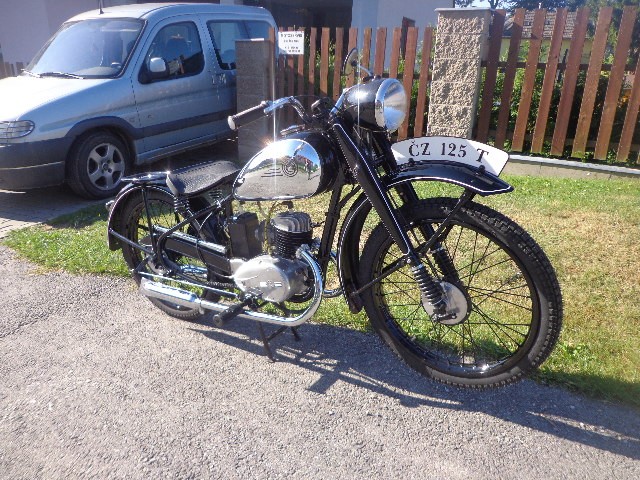 ČZ 125 T — foto 4