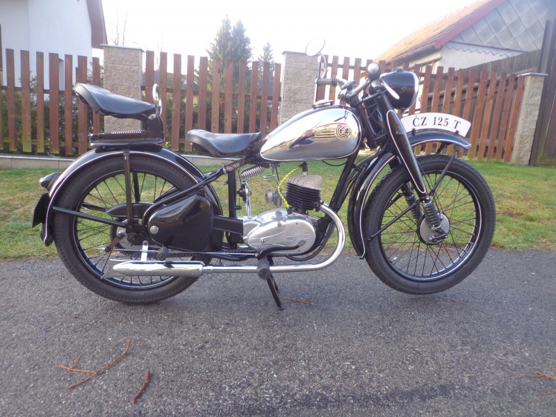 ČZ 125 T — foto 3