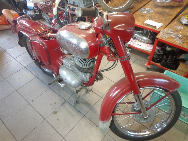 ČZ 175/450 — foto 5