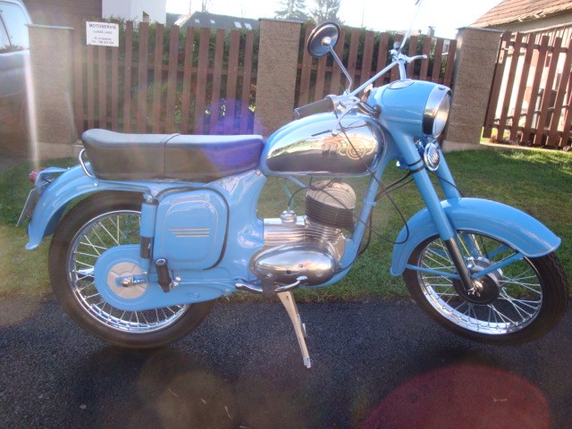 ČZ 175/470 — foto 3