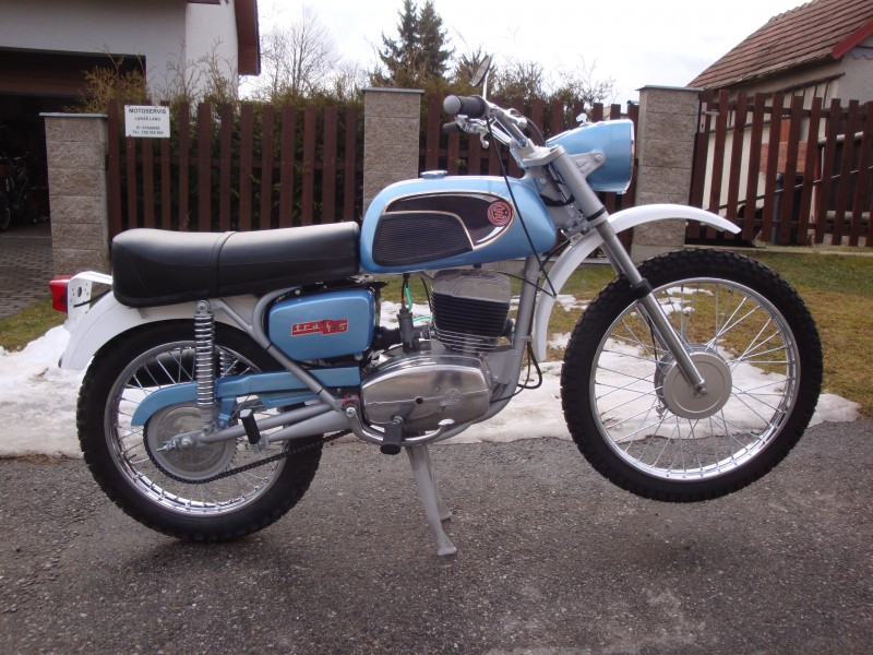 ČZ 175/482 Trail — foto 3