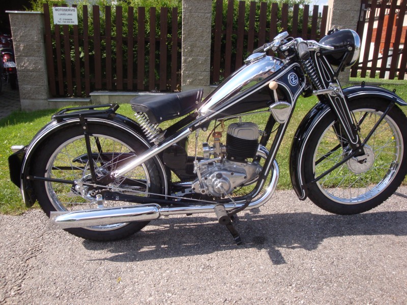 ČZ 175 Special — foto 3