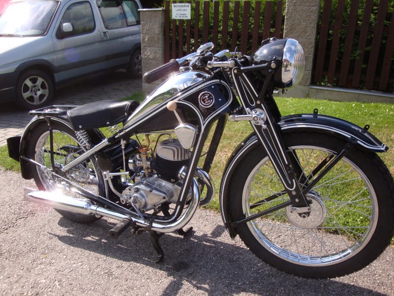 ČZ 175 Special — foto 4