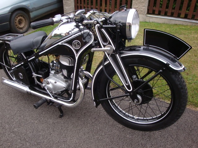 ČZ 350 Tourist — foto 3