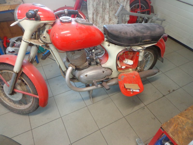 Jawa 250/353 — foto 5