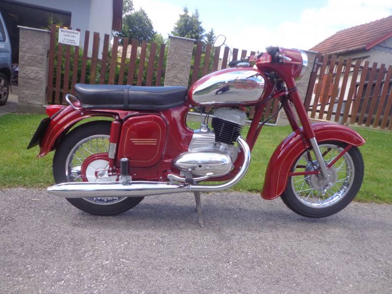 Jawa 250/559 — foto 3