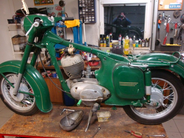 Jawa 250 Automatic — foto 6
