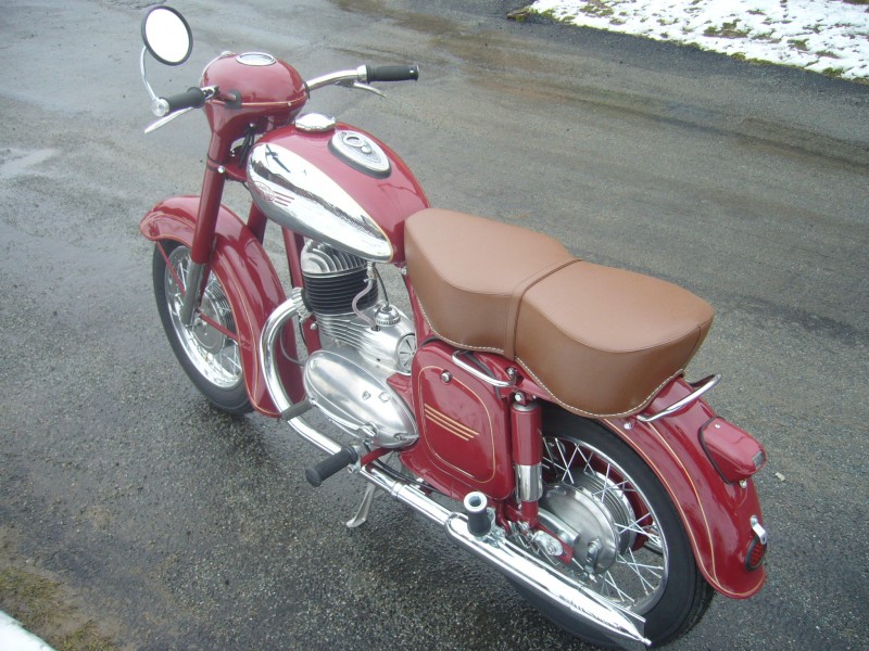 jawa-250-kyvacka — foto 3