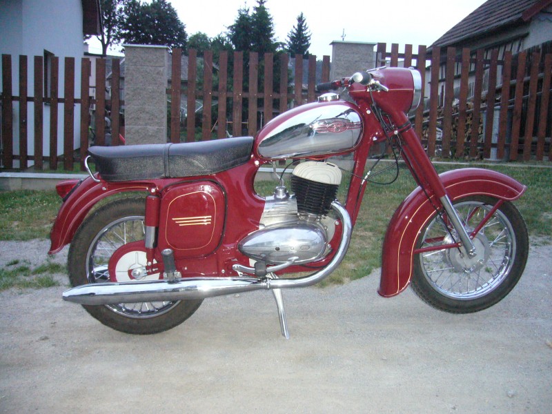 jawa-250-panelka-2 — foto 2