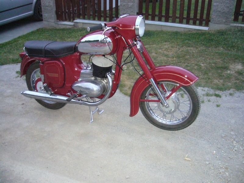 jawa-250-panelka-2 — foto 3