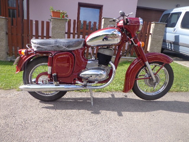 jawa-250-panelka-4 — foto 2
