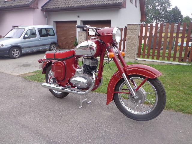 jawa-250-panelka-4 — foto 4