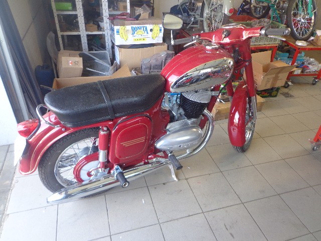 Jawa 250 Panelka — foto 2