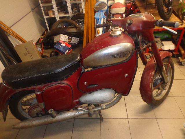 Jawa 250 Panelka — foto 5