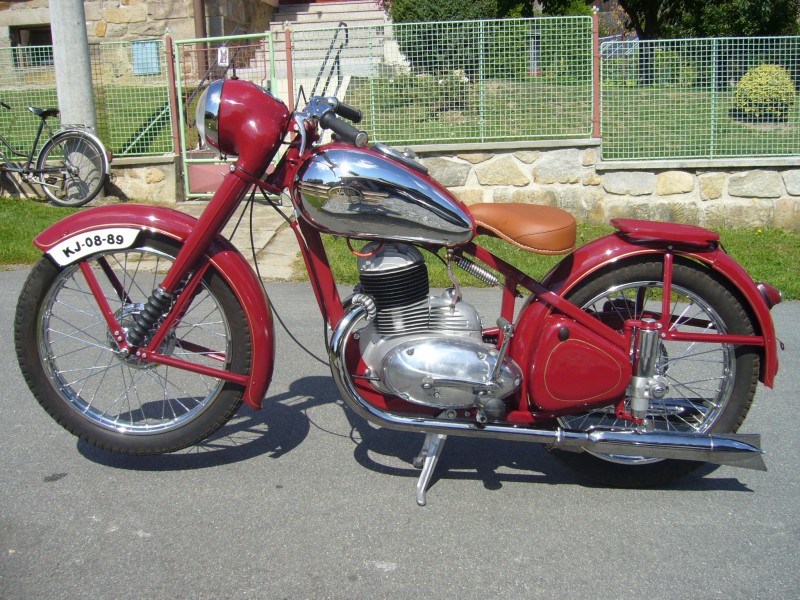 jawa-250-perak-3