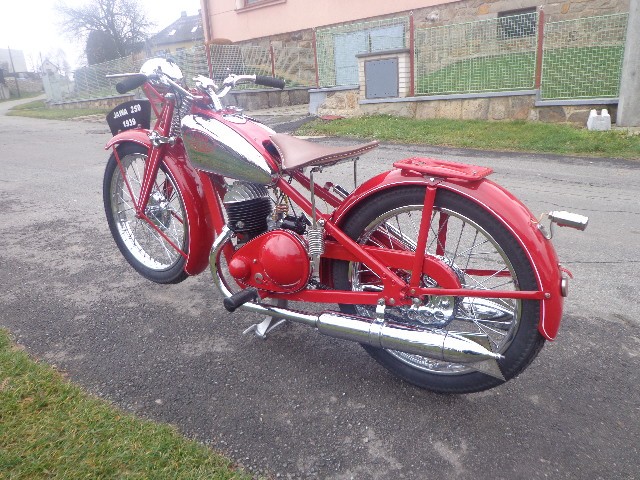 jawa-250-special-1 — foto 6