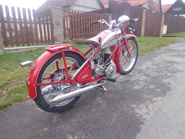 jawa-250-special-1 — foto 7