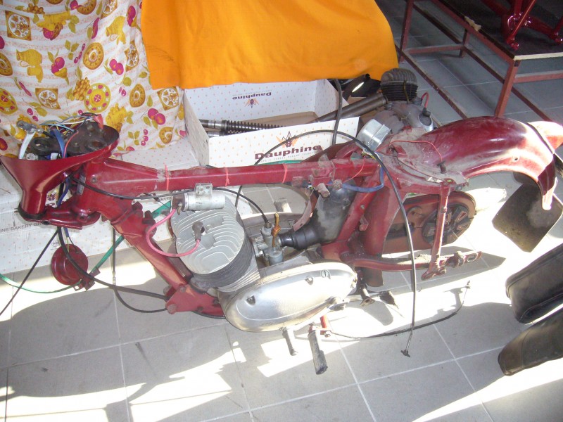 jawa-350-360-se-sidecarem-velorex-560-2 — foto 2
