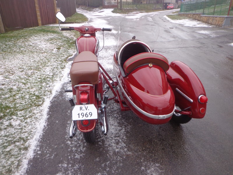 Jawa 350/360 Sidecar — foto 2