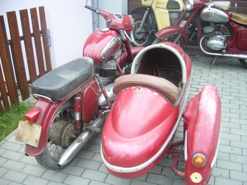 Jawa 350/360 Sidecar — foto 5