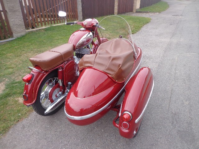 Jawa 350/360 Sidecar — foto 3
