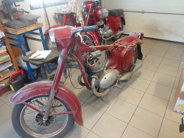 Jawa 350/360 Sidecar — foto 6