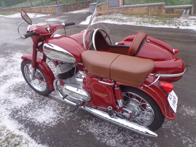 Jawa 350/360 Sidecar — foto 4