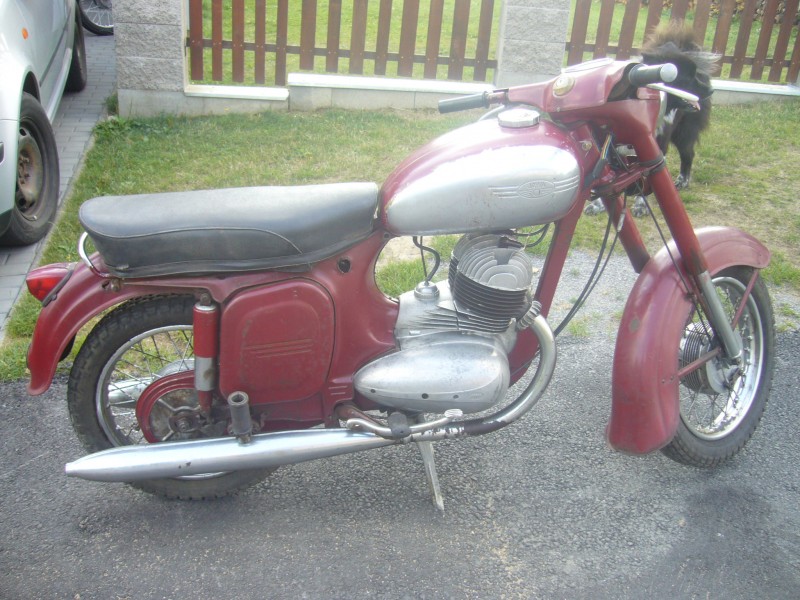 jawa-350-panelka — foto 2