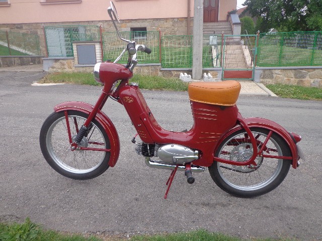 Jawa 550 Pařez