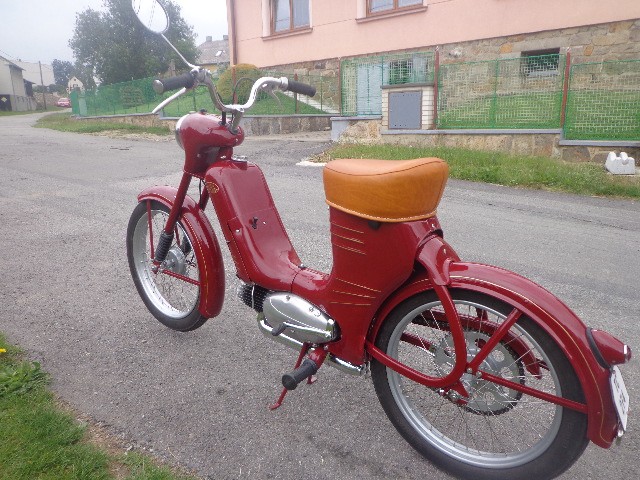 Jawa 550 Pařez — foto 2