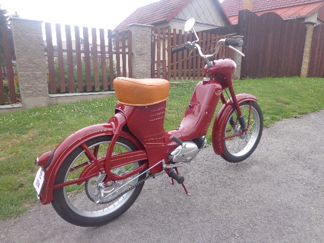 Jawa 550 Pařez — foto 3