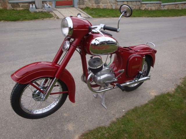 Jawa-ČZ 150/352 — foto 2