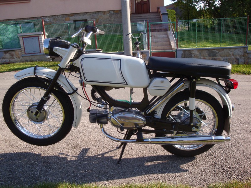 Jawa 23 Mustang — foto 1