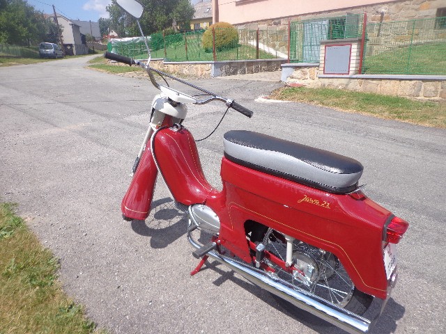 Jawa 21 Pionýr — foto 3