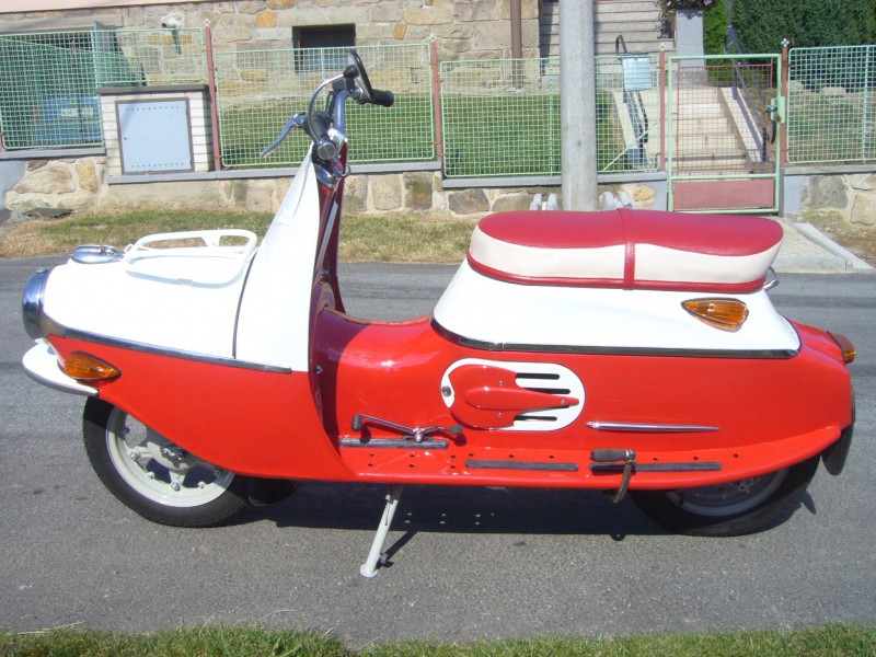 cz-175-502-skutr — foto 1