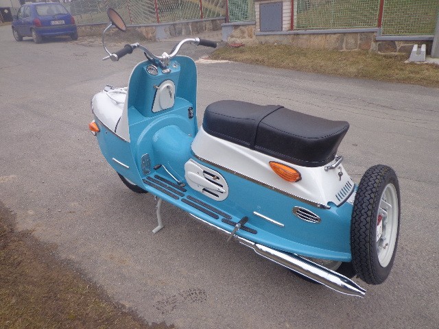 Skútr ČZ 175/501 — foto 2