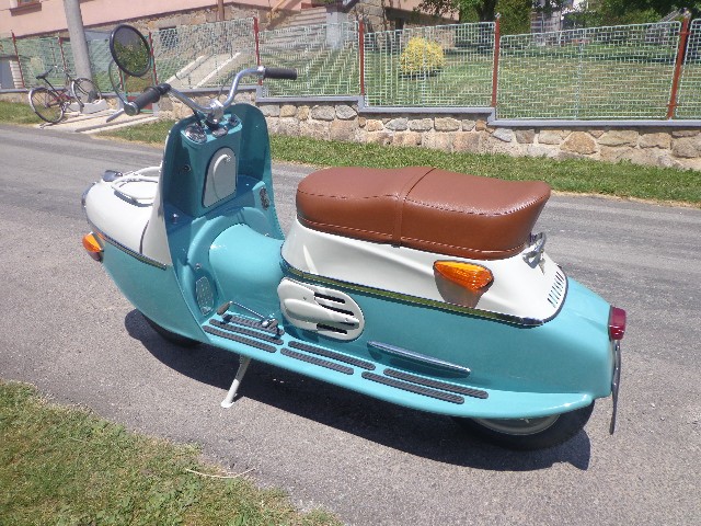 Skútr ČZ 175/502 — foto 2