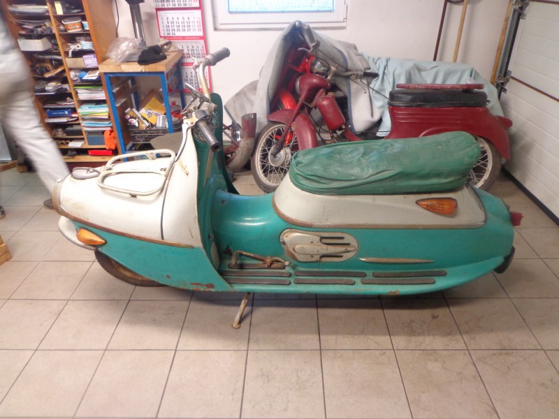 Skútr ČZ 175/502 — foto 5