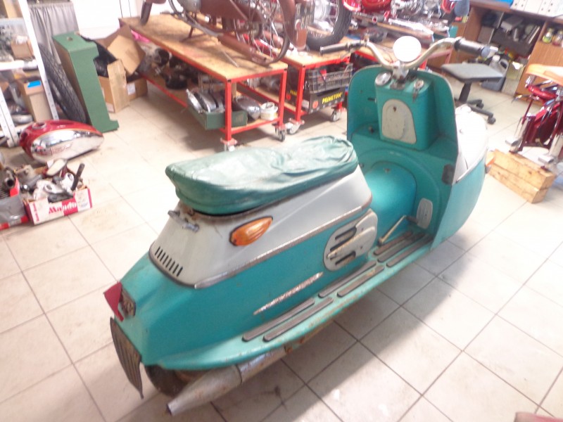 Skútr ČZ 175/502 — foto 6