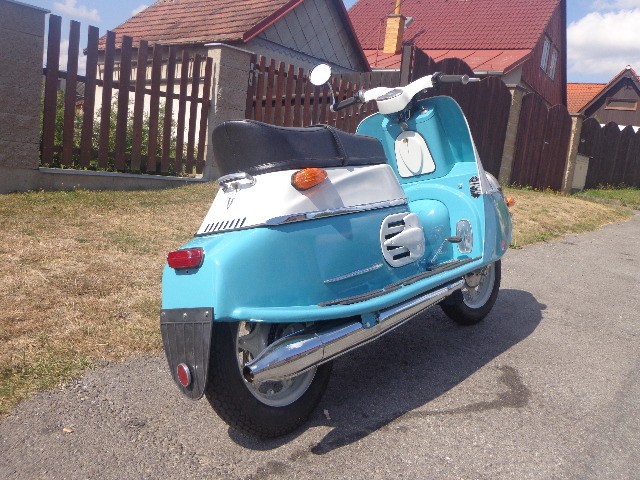 Skútr ČZ 175/502 — foto 2