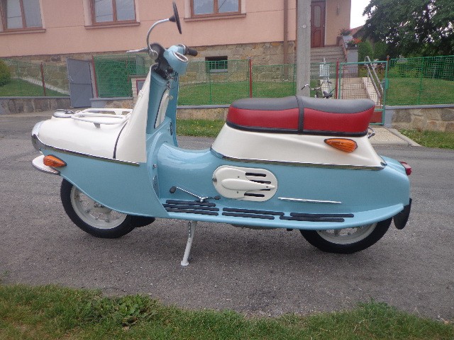 Skútr ČZ 175/502 — foto 1