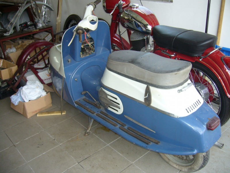 skutr-cz-175-502-de-luxe — foto 3